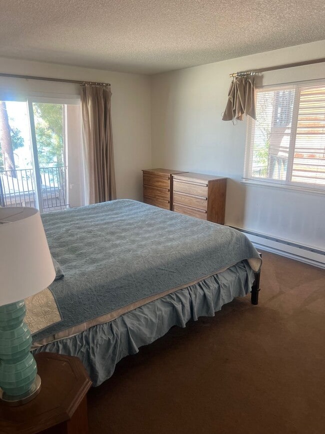 Building Photo - Chateau Du Lac condo available with Lakefr...