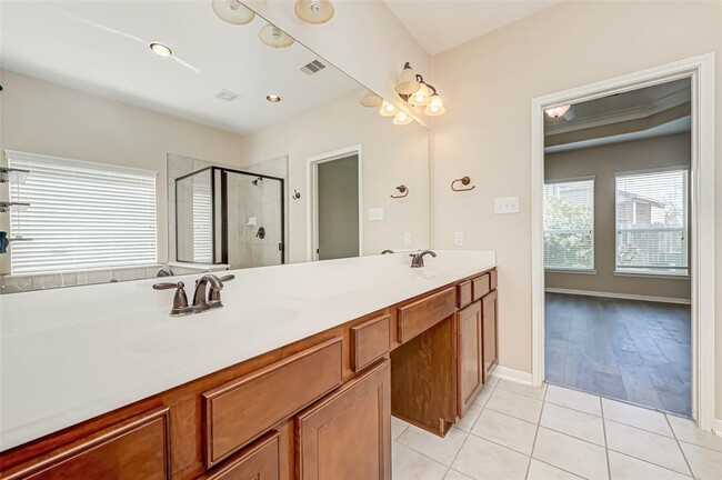 Building Photo - 26611 Glenrock Hills Dr