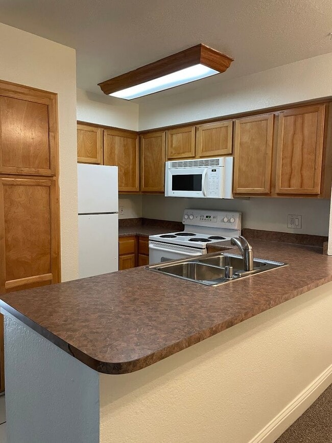 Building Photo - Nice 1 bedroom 1 bathroom at Villa Borgata *Ask about our Move-in Special