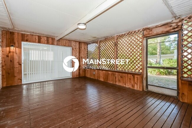 Building Photo - 3 Bedroom Pet-Friendly Home in Tampa, FL w...