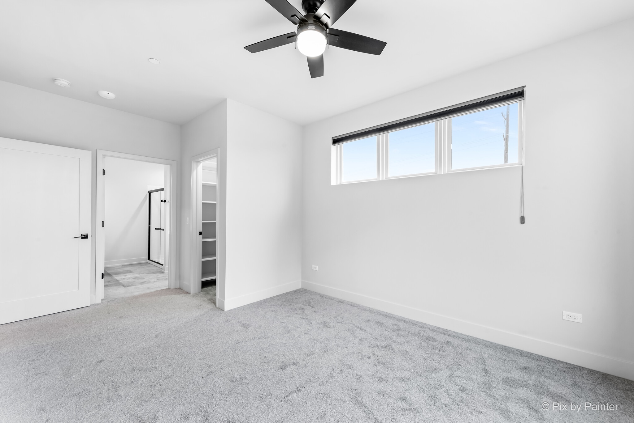 Building Photo - 302 W Liberty Dr