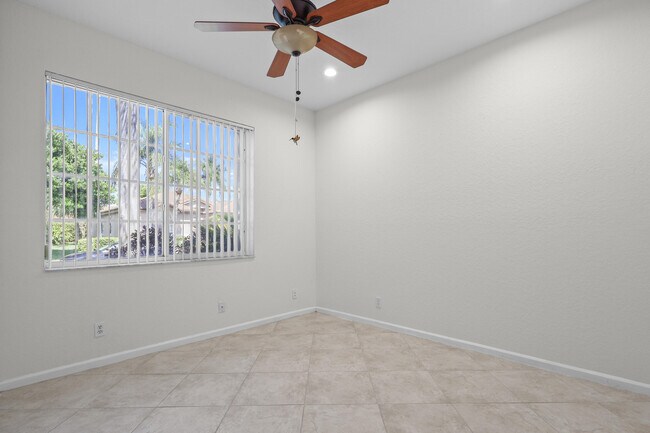 Building Photo - 7835 NW 78th Ave