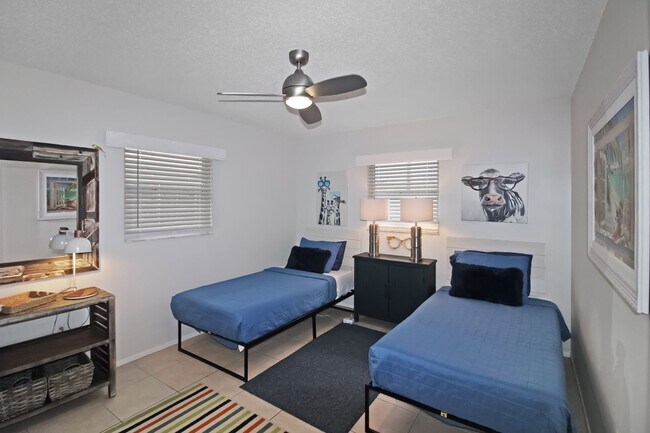 Building Photo - Venice East Annual House for Rent