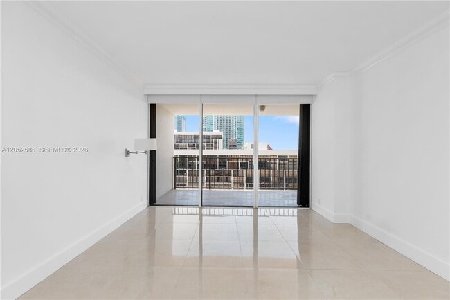 Building Photo - 1901 Brickell Ave
