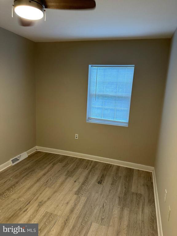 Building Photo - 6521 Gildar St