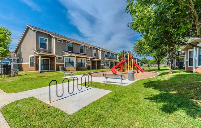 Building Photo - Beckley Townhomes