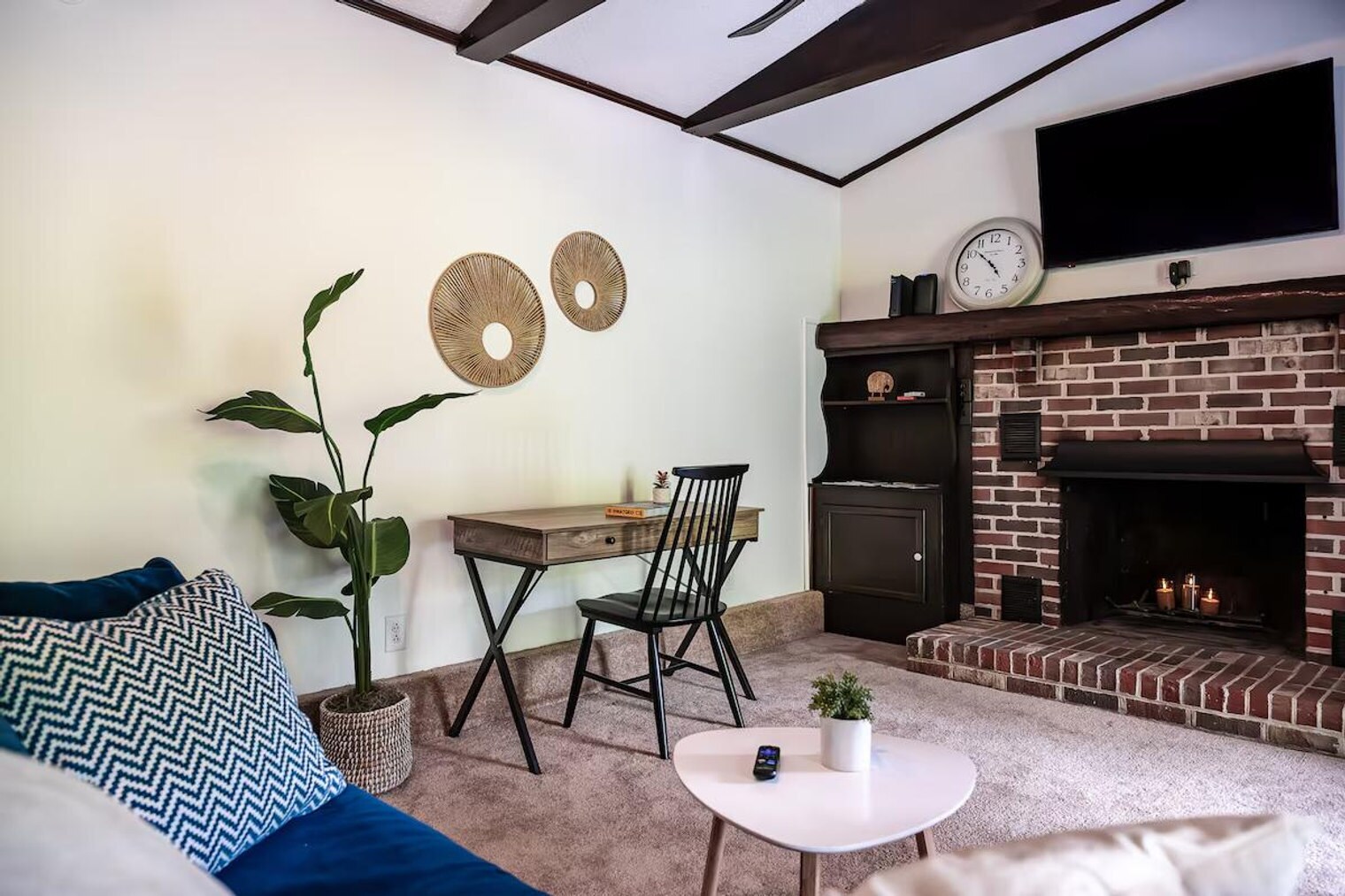 Building Photo - 316 Poplar Hill Ln