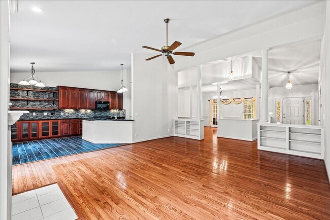 Building Photo - **Charming 3-Bedroom Rambler on 3 Acres in Scenic Stafford** NO HOA