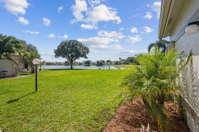 Building Photo - 4451 Willow Pond Rd