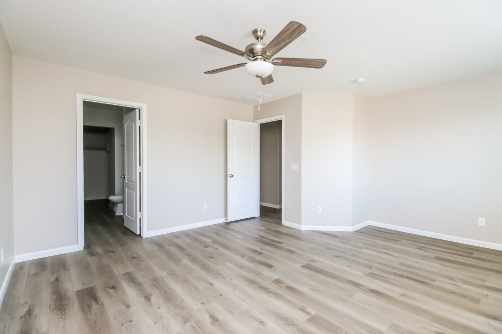 Building Photo - 37766 N Sandy Dr