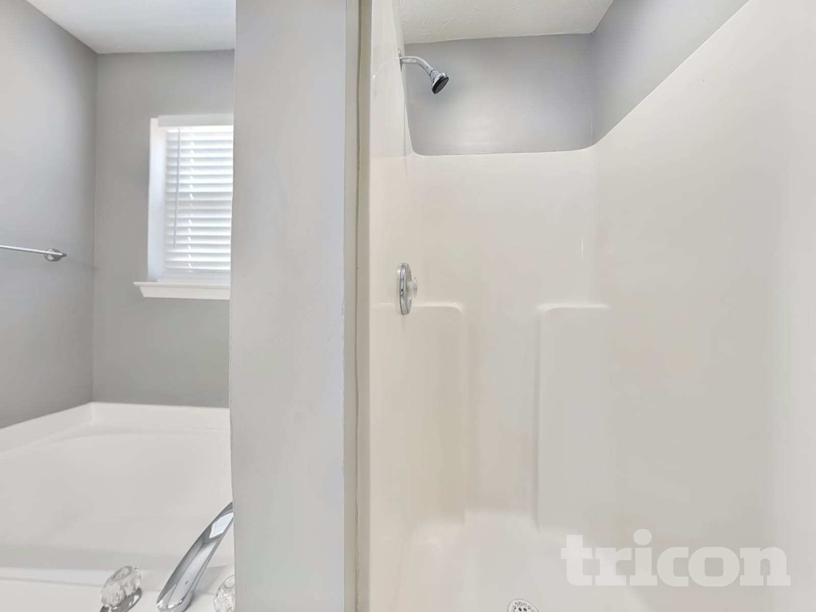 Building Photo - 6836 Bridgewood Dr