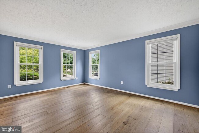 Building Photo - 12320 Pissaro Dr