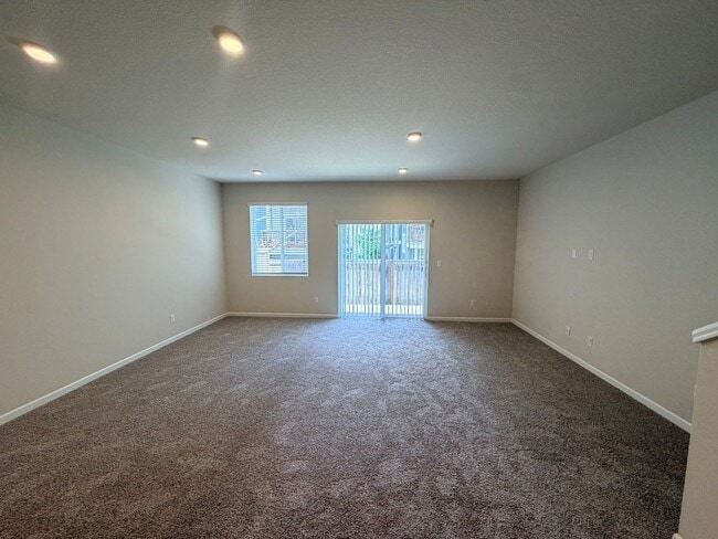 Building Photo - Gorgeous Cedar Brook Home in Sherwood – $500 Off First Month!