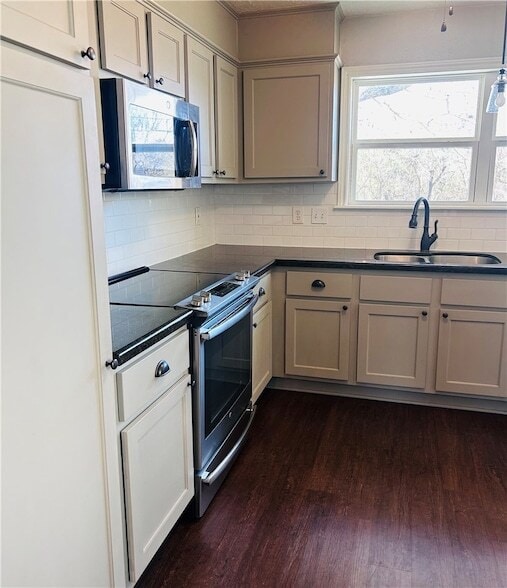 Building Photo - 1102 Todd Trail