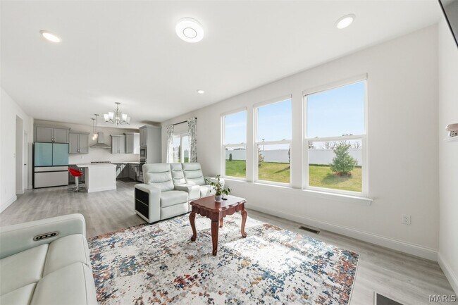 Building Photo - 106 Sommerset Ct