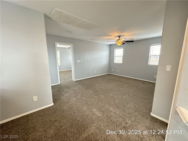 Building Photo - 7728 Vibrant Threads Ct