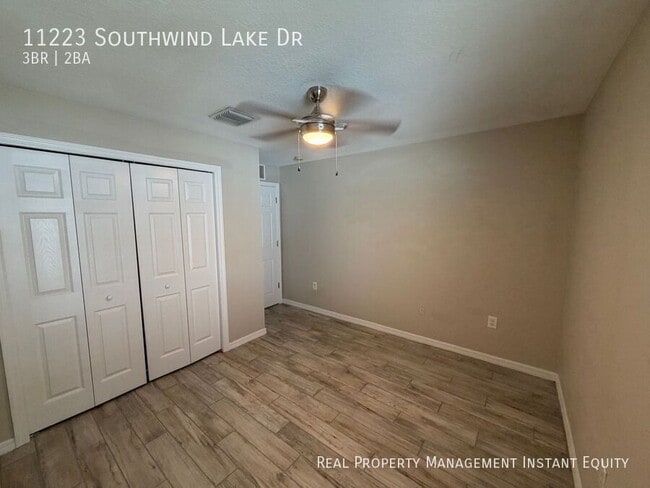 Building Photo - 11223 Southwind Lake Dr