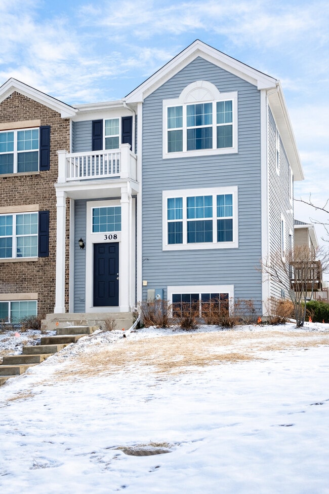 Building Photo - 308 Niagara Dr