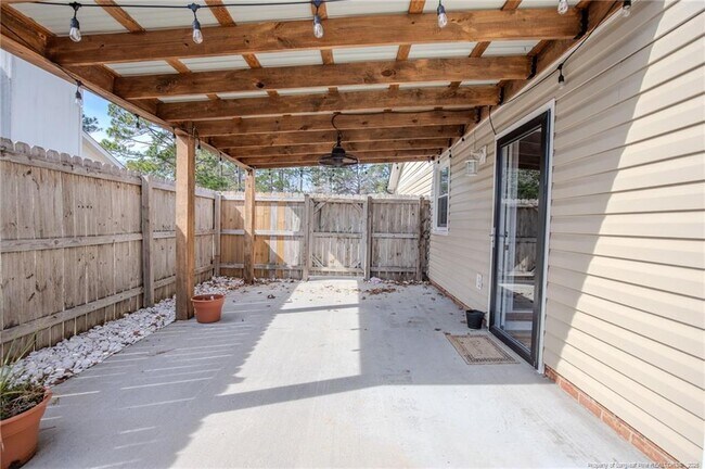 Building Photo - 3705 Persimmon Rd