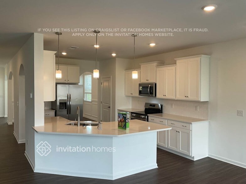 Building Photo - 2318 Ravenglass Wy