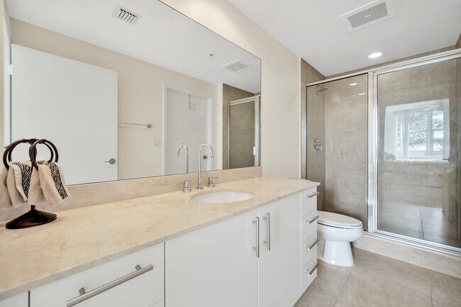 Building Photo - 550 Okeechobee Blvd