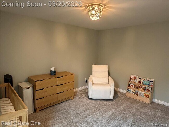 Building Photo - 58206 Sunflower Cir N