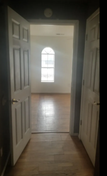 Hallway to bedroom - 1206 Cuba Rd