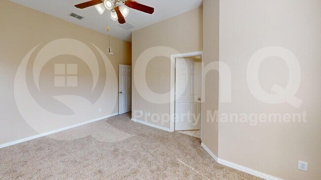 Building Photo - 1921 Highland Haven Ln