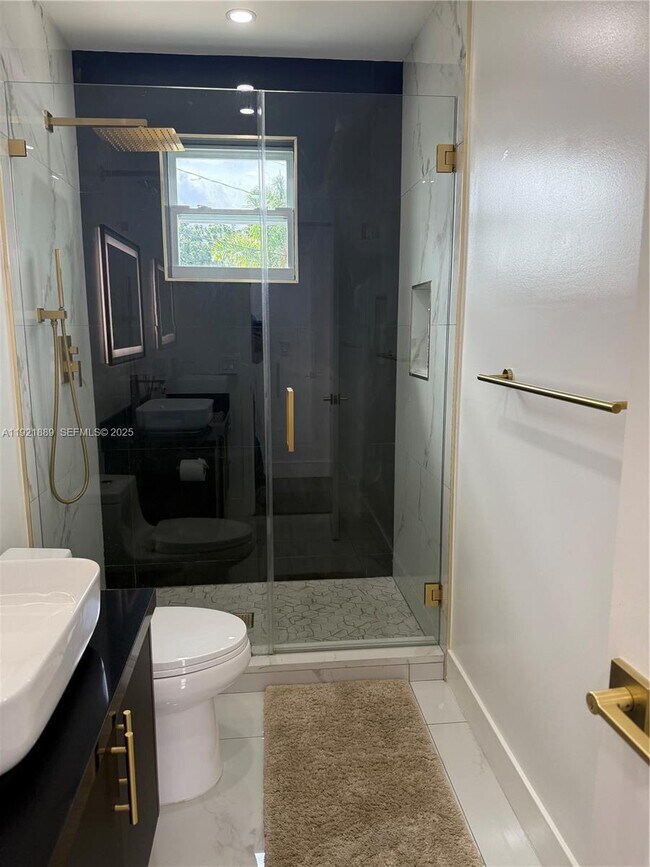 Building Photo - 27000 SW 145th Ave