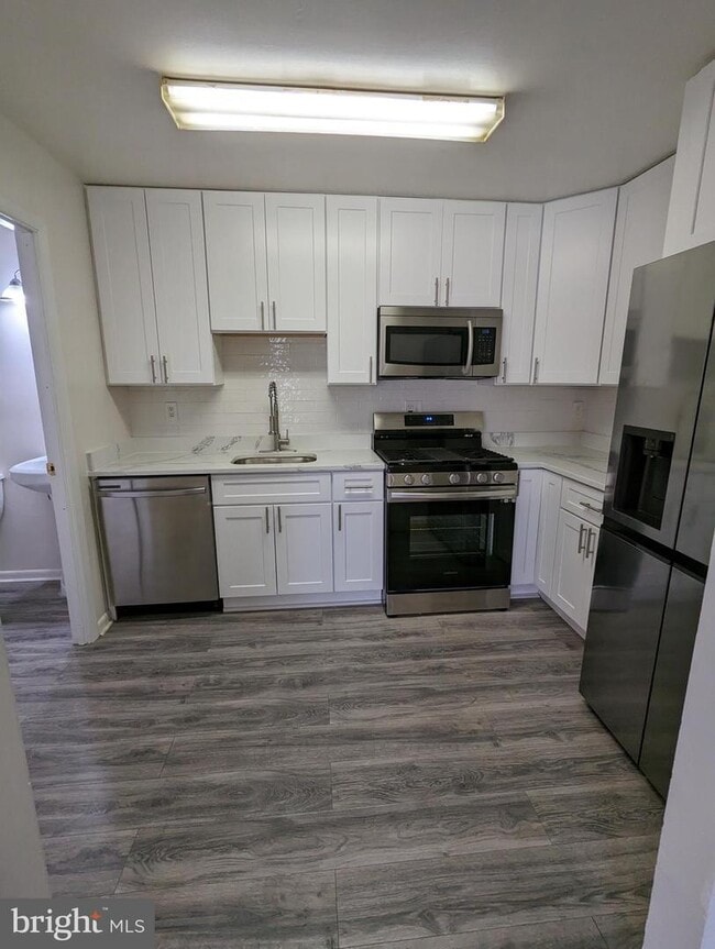 Building Photo - 9225 Bridle Path Ln