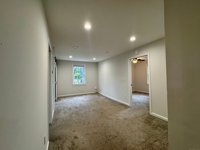 Building Photo - 356 A Ct