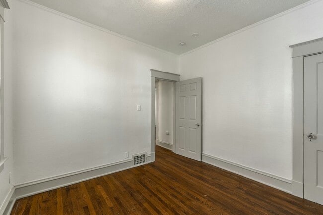 Building Photo - 3542 College Ave