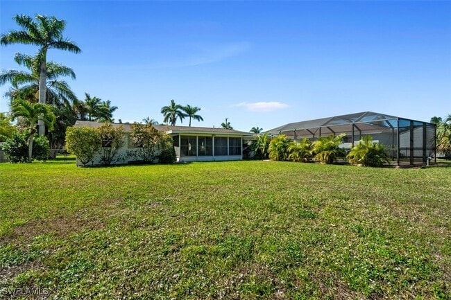 Building Photo - 13880 Lazy Ln