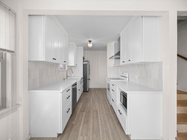 Building Photo - Modern & Cozy Retreat in Spokane – Prime Location Near Downtown