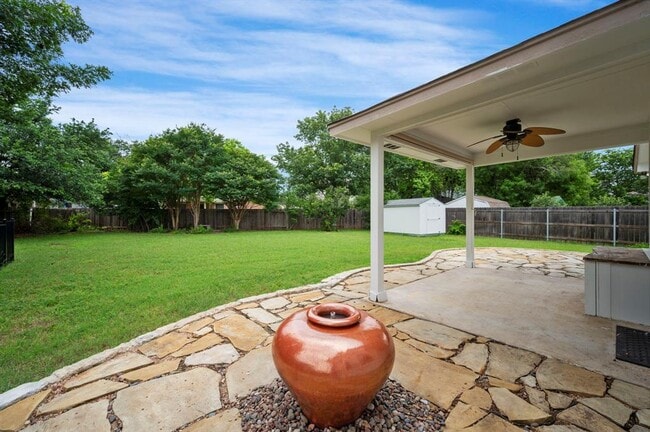 Building Photo - 903 Settlement Cove