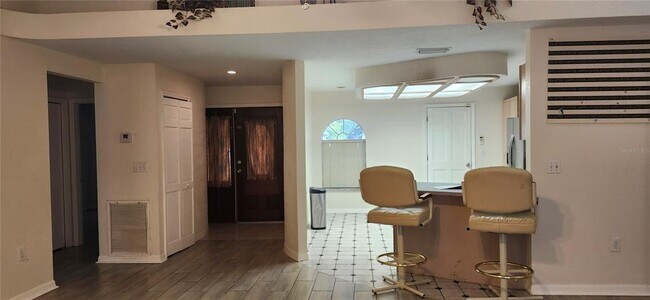 Building Photo - 8404 Barrett Pl