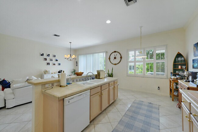 Building Photo - 142 Barefoot Cove
