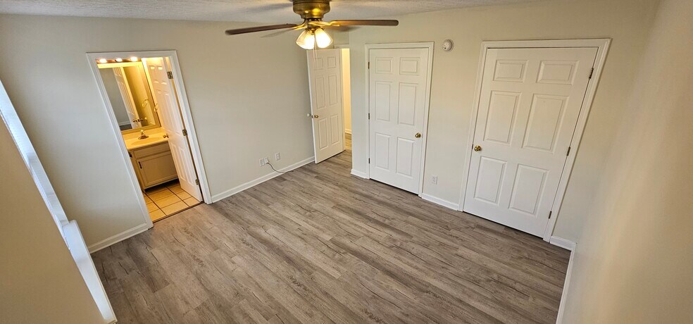 Building Photo - 757 Jennings Ct