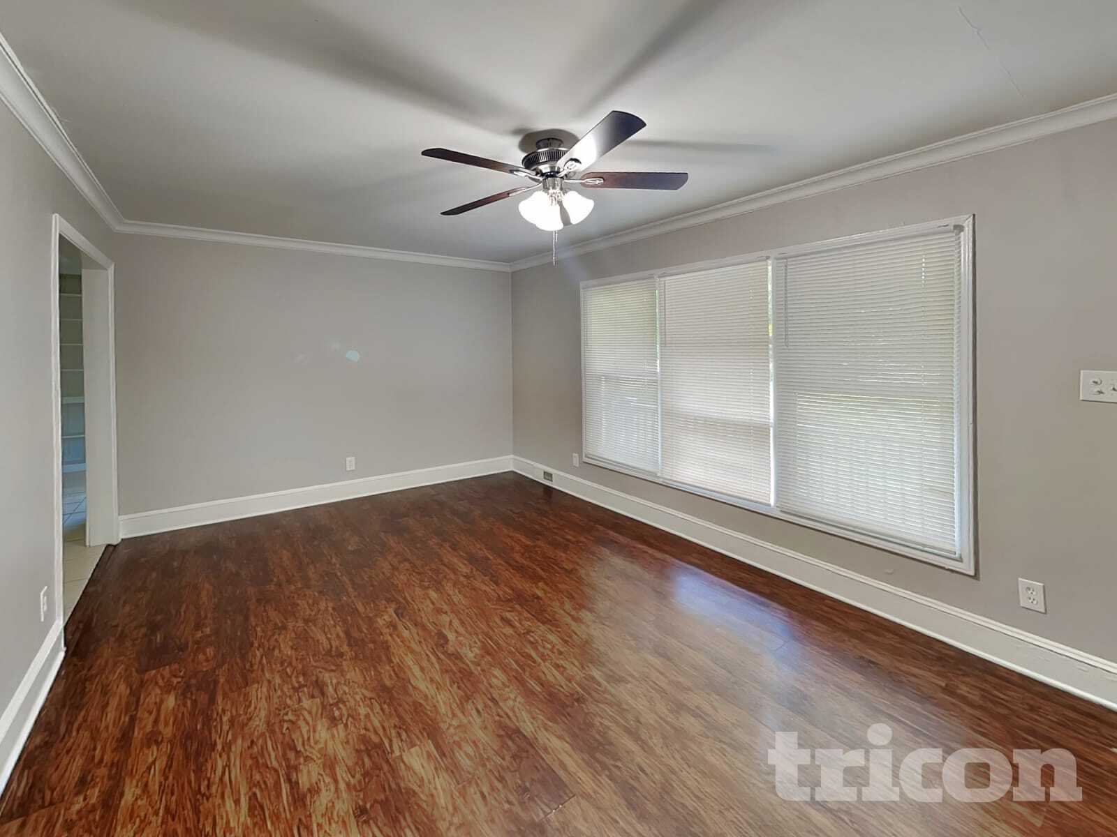 Building Photo - 1141 Dooley Dr