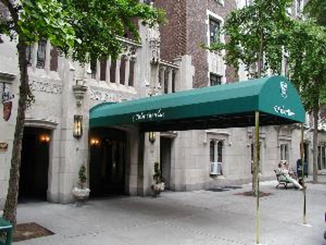 Building Photo - 5 Tudor City Pl