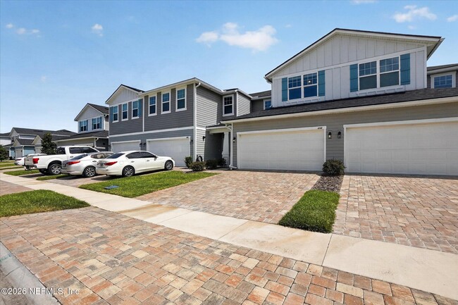 Building Photo - 698 Cherry Elm Dr