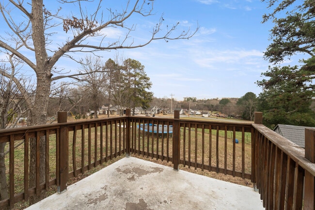 Building Photo - 6500 Nathan Ave