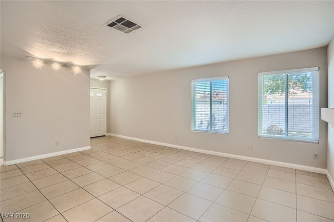 Building Photo - 7705 Wolf Creek Rd