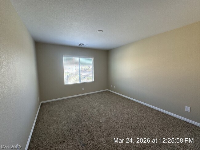 Building Photo - 2391 Koho Dr