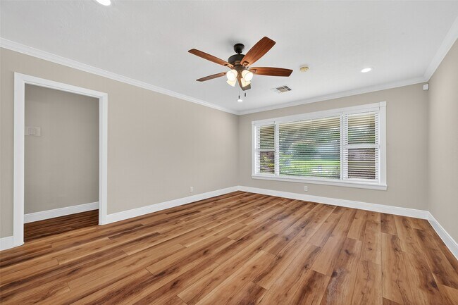 Building Photo - 4038 Cheena Dr