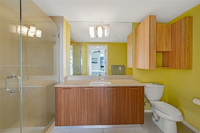 Building Photo - 5300 Paseo Blvd