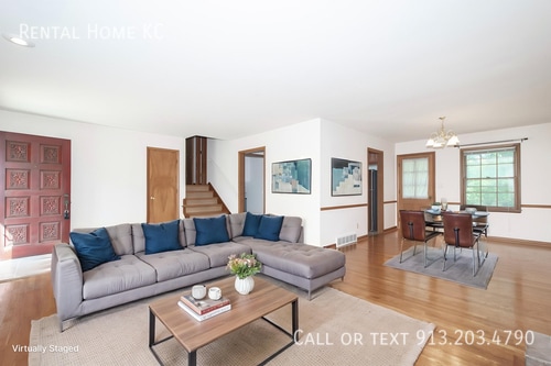 Building Photo - 9151 Somerset Dr