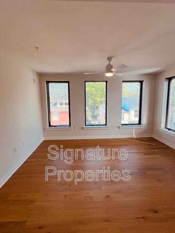 Building Photo - 712 High St