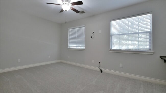 Building Photo - 4315 Field Meadow Dr