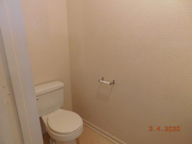 Building Photo - 2811 Cantabrian Dr